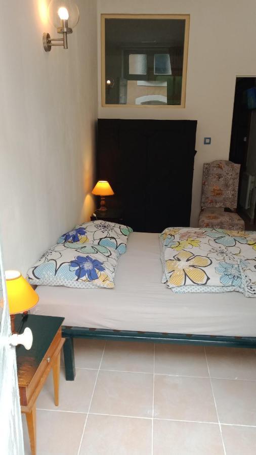 Bed and Breakfast L'Ombrelle Carcassonne Exterior foto